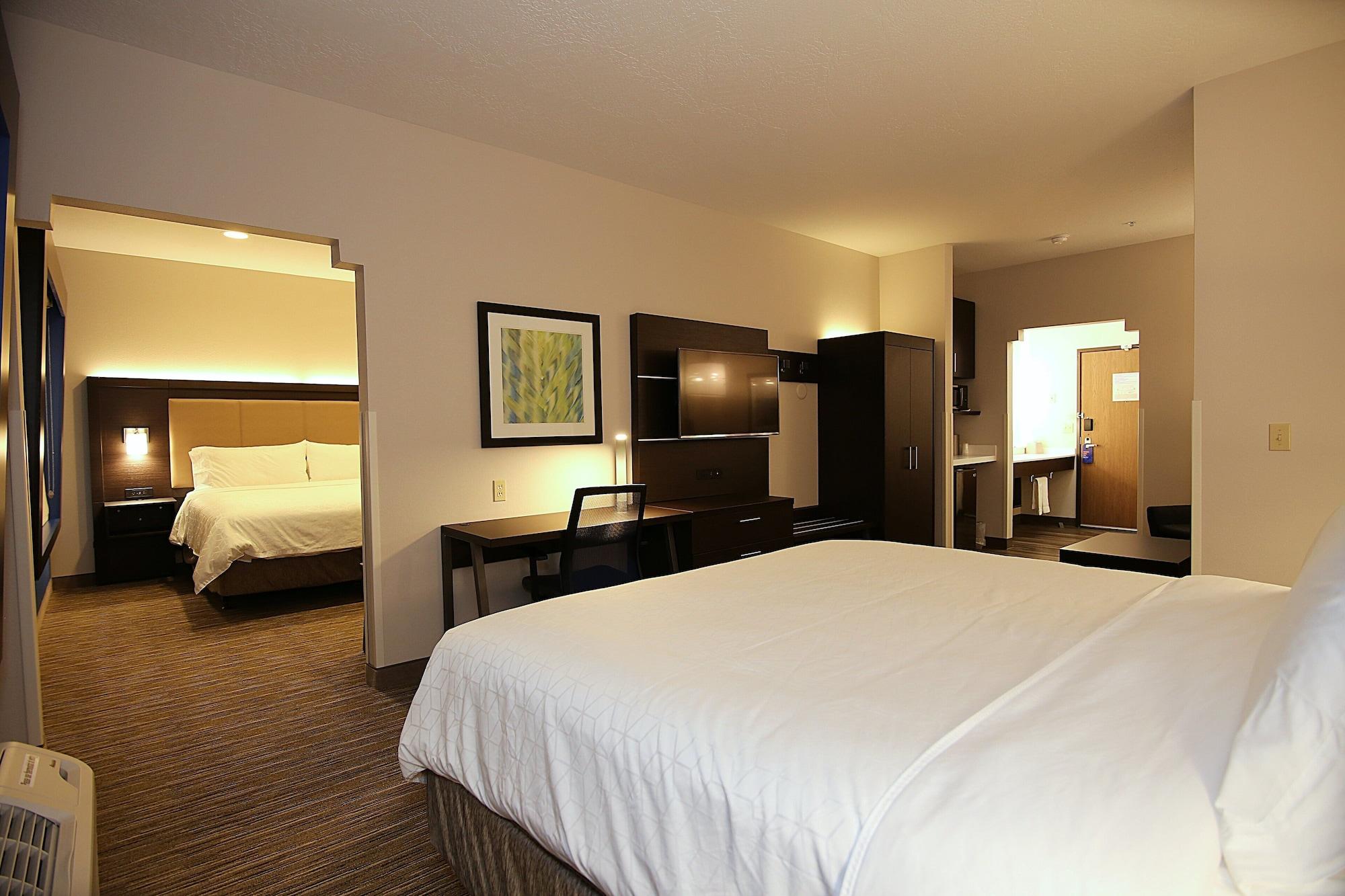 Holiday Inn Express Hotel & Suites Ashland By Ihg Екстериор снимка